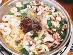 虾仁辣炒章鱼锅-蚂蚁家辣炒章鱼(海云台店)