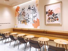 等位区-Tims天好咖啡·贝果(东吴龙湖天街店)