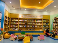 -戊辰亲子游泳俱乐部