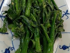 -明本湛江鸡•海鲜小厨(陈家祠店)