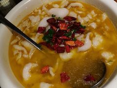 老坛酸菜鲩鱼-缪氏川菜(深圳北站缤果空间店)