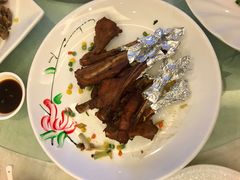 -东豪园林海鲜酒家(南港路辅路店)