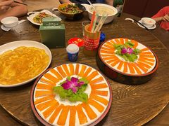 -醉美东江·三文鱼·烧鸡公