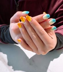 -丽心自助美甲美睫