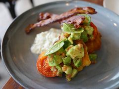 -ROAST coffee & eatery