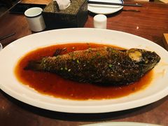酱烧水库鱼-古北烤鸭王I古北水镇景区店