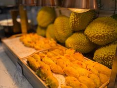 -川骄海鲜自助(王府井奥莱UP TOWN店原世界之花店)
