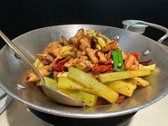 -渔语鱼酸菜鱼新川菜(来福士店)