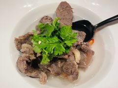 泉水香芹浸牛腱-杭州滨江银泰喜来登·采悦轩中餐厅