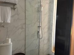 -优逸酒店(柳州窑埠古镇万象城店)