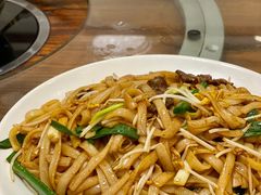 干炒牛河-正能量脆肉鲩火锅