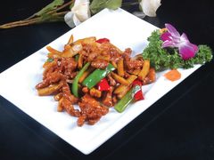 杏鲍菇炒牛柳-睿柏云酒店-餐厅