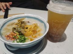 金牌荔湾艇仔粥-华辉拉肠(宝华店)