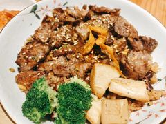 -POKEE VIA&Brunch·维娅(重庆来福士店)