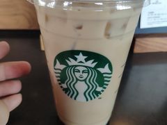 -星巴克臻选(深圳龙华红山天虹店)