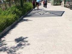 -霍尔果斯国门景区