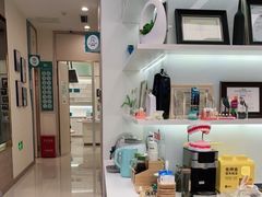 -维乐口腔(美维云门诊陆家嘴店)