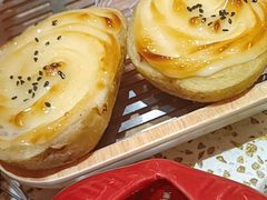 -小董哥烤串·爆汁大油边(故宫店)