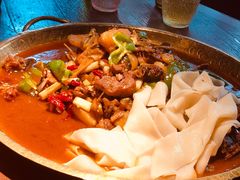 新疆大盘鸡-楼兰新疆主题餐厅(悠方店)