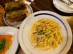 奶油芝士咸肉烩管面-PIZZA BIANCA(民园店)