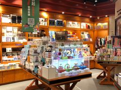 -西西弗书店&矢量咖啡(来福士广场店)