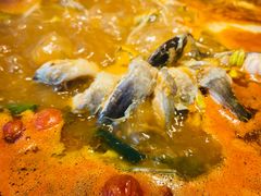 -野山舂·贵州现舂酸汤火锅(鸿通城店)