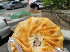 牛肉圆葱馅饼-吃不够开口馅饼店(小西路店)