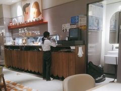-必胜客(阿罗海店)