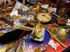 -何师烧烤Pro ·江湖川菜·小龙虾·精酿(太古里旗舰店)