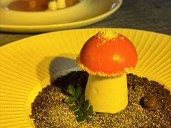 -弦月窗LUNETTE BY AMANDA(复兴路店)