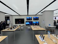 -华为智能生活馆(上海金桥国际商业广场)