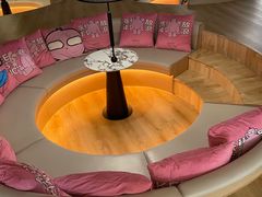 -涨巢·潮玩水疗局