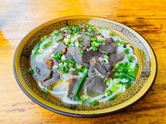 -肇兴特色牛肉粉
