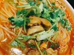 猪蹄米线-付小姐在成都(五道口店)