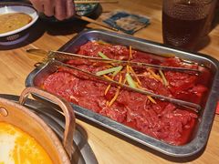 -洱火云南酸菜牛肉火锅(石景山当代商城店)