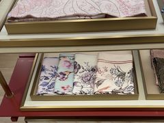 -万事利丝绸(杭州大厦店)