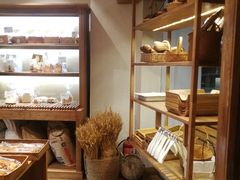 面包甜点陈列柜-那家面包房(珠江路店)
