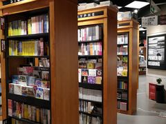 -西西弗书店&矢量咖啡(凯德晶萃广场店)