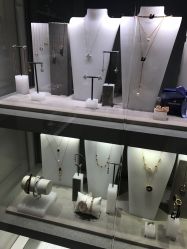 -SWAROVSKI(虹口凯德龙之梦店)