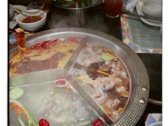 -廖掌柜·重庆鲜货火锅(上海首店)