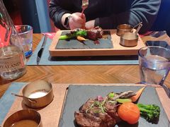 碳烤澳洲和牛板腱-YUE·6·西式融合餐厅(外滩六号店)