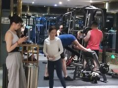 -银吉姆健身(恒隆馆)