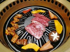 -炼火烤肉店