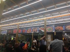 -去吃小龙虾·江湖菜·烧烤(南滨路店)