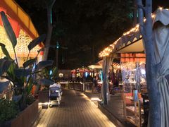 -二荆条·蜀鲜汇城市森林火锅