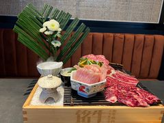 -铭牛烧肉·和牛海鲜自助(高新月牙湖店)
