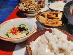 -厂花素芬九宫格火锅(红光店)