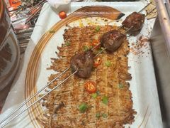 -小董哥烤串·爆汁大油边(故宫店)