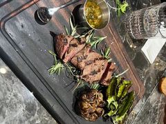 -LESCEDARS Brasserie Bistro香柏树