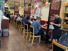大堂-南城香·饭香串香馄饨香(红军营店)